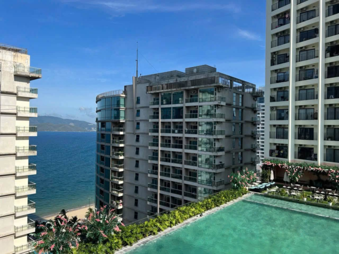 Hồ bơi Gold Coast