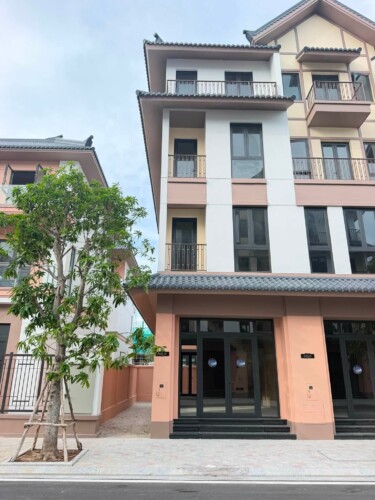 Mặt ngoài căn hộ